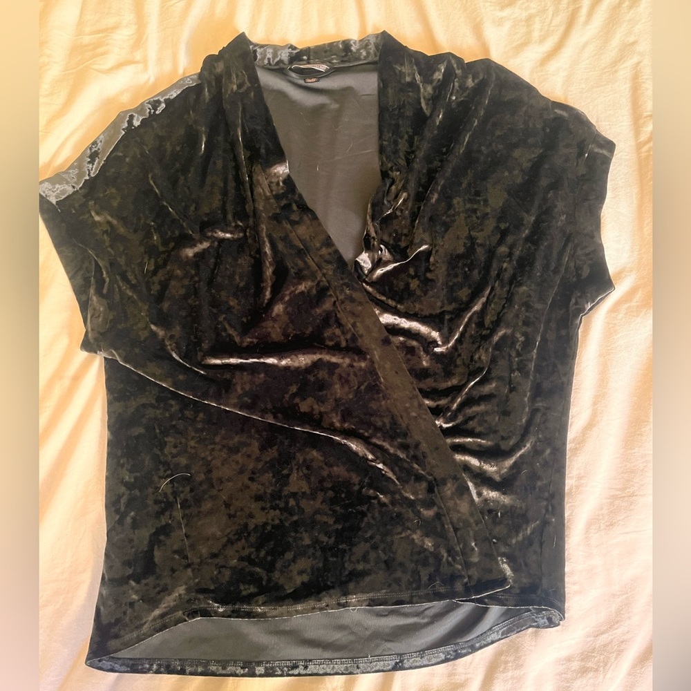 ✨Victoria's Secret Black Velvet Tunic